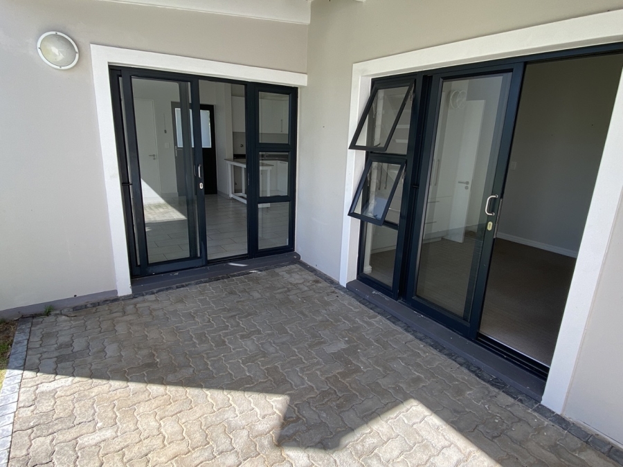 To Let 2 Bedroom Property for Rent in Keurbooms Western Cape